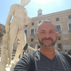 Meet your Posher, Andrew